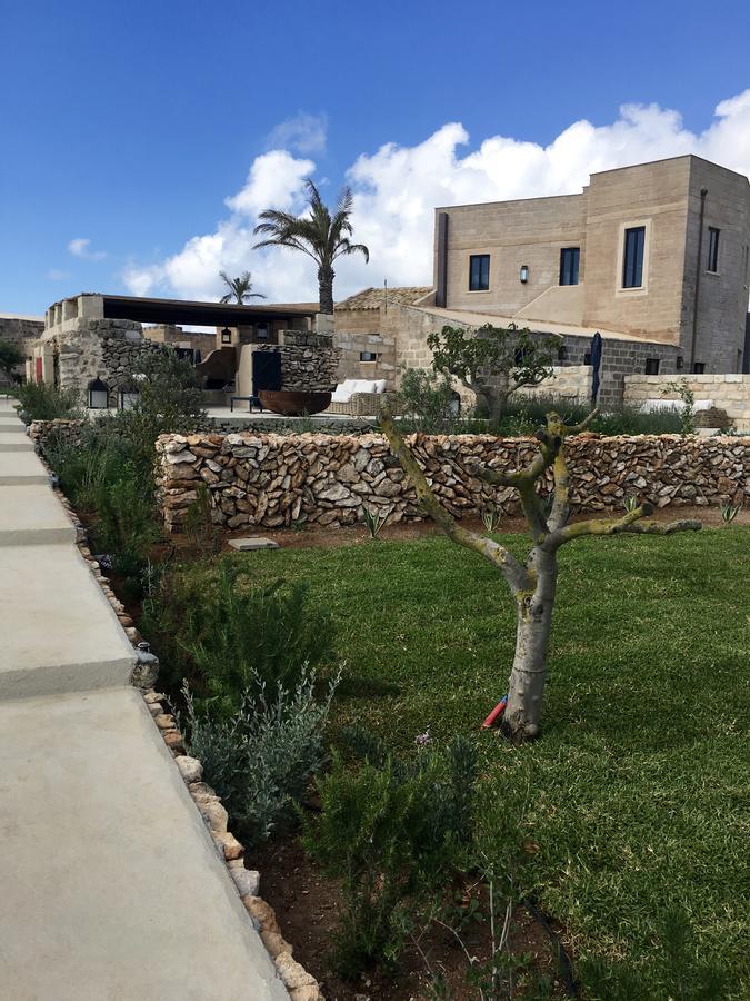 Hotel Il Baglio Sull'Acqua Favignana Exterior foto